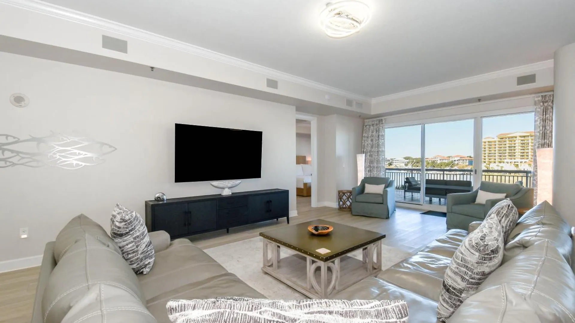 Harbor Landing 203A Apartment Destin
