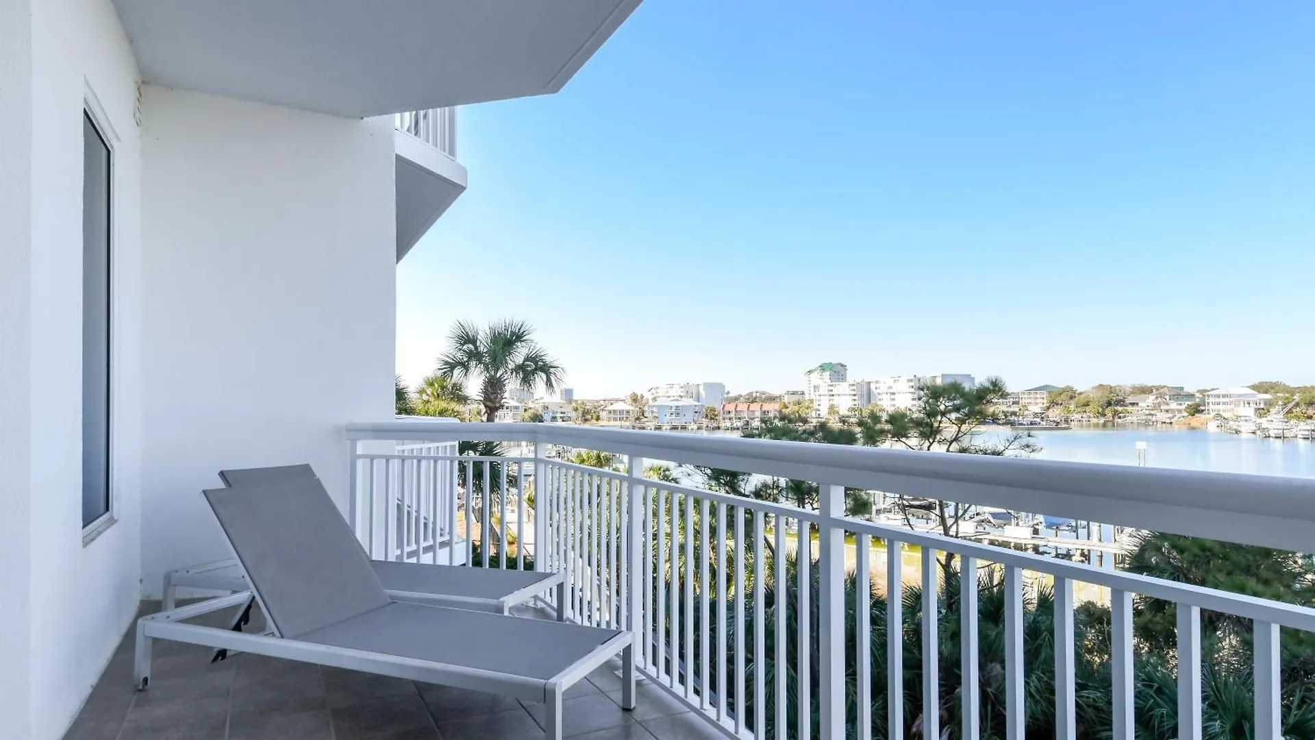 Harbor Landing 203A Apartment Destin